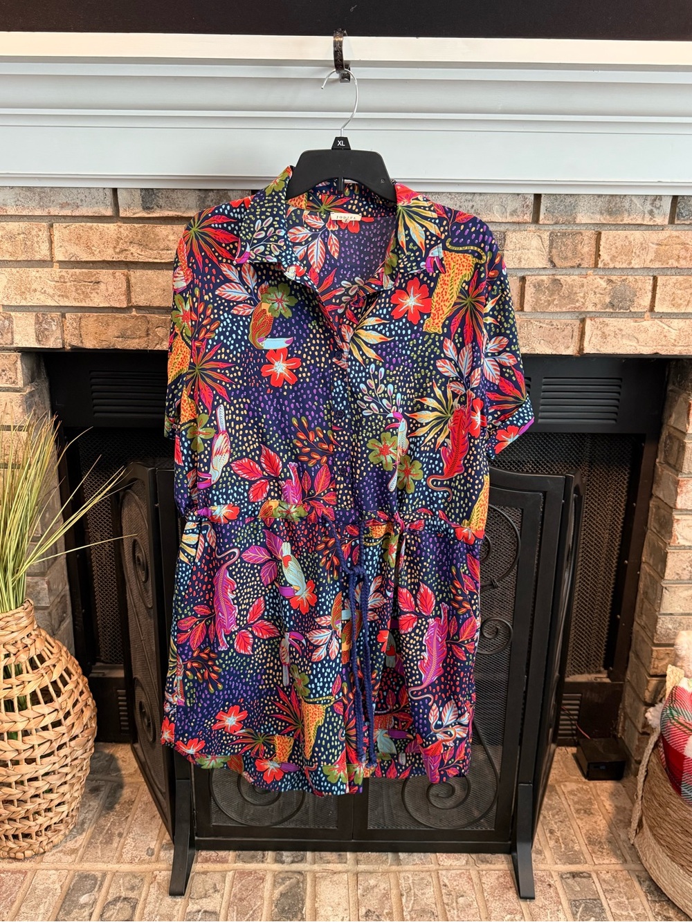 Jodifl button front printed rayon romper, navy multi, Large, EUC